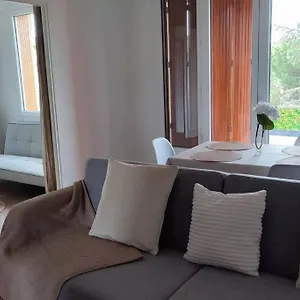 https://appartement-climatise-avignon.aixenprovencehotels.org